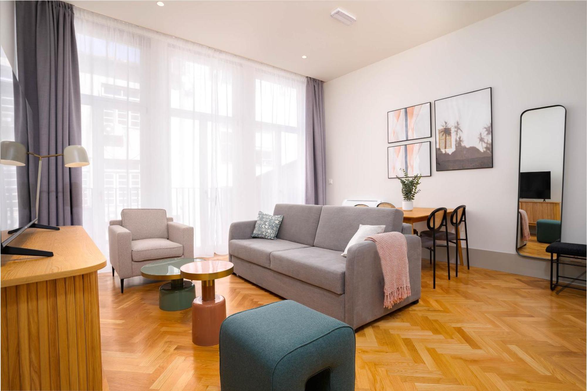 Limehome Porto Rua 31 De Janeiro Luaran gambar